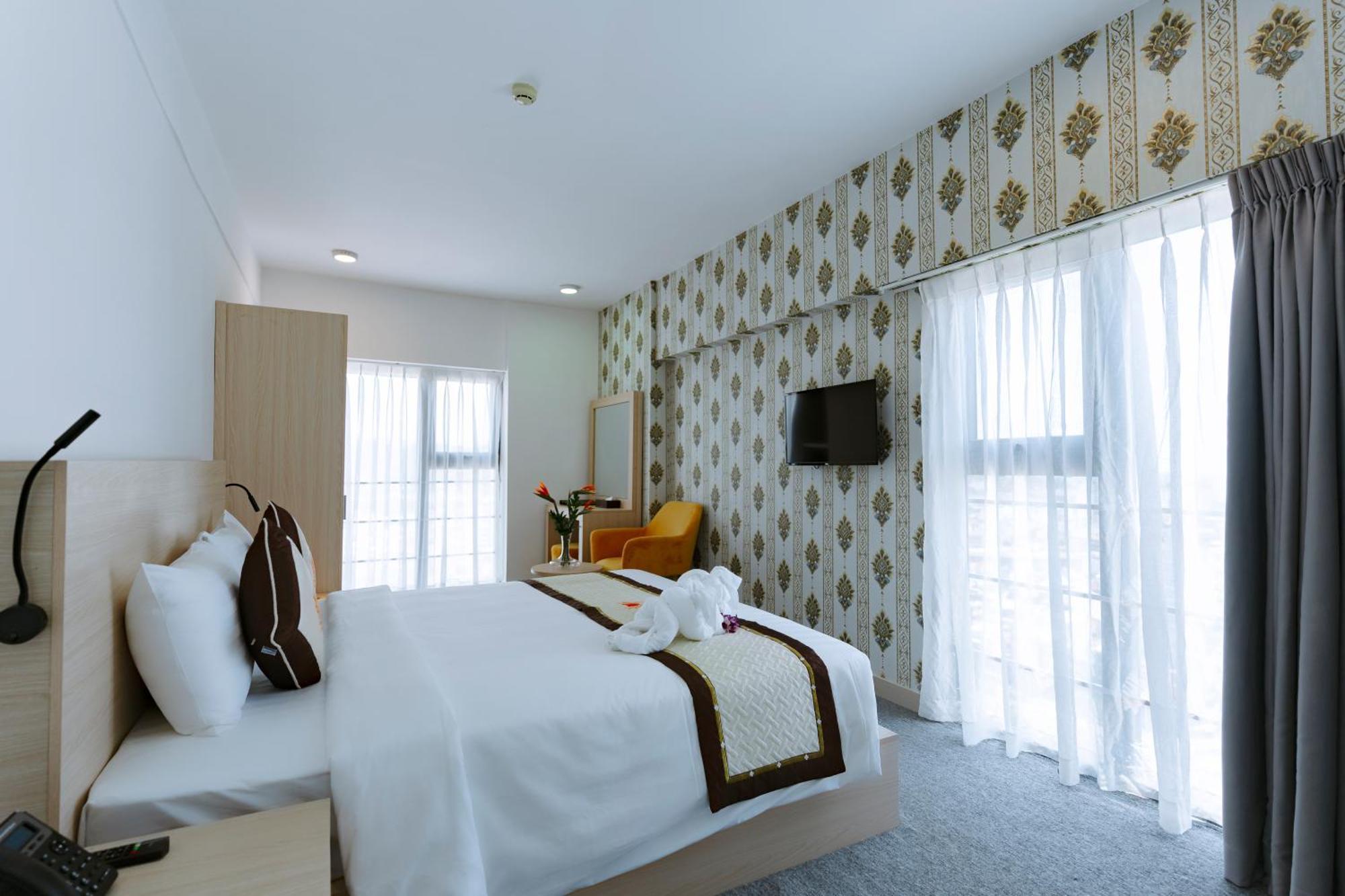 Napoleon Nha Trang Hotel Exterior photo